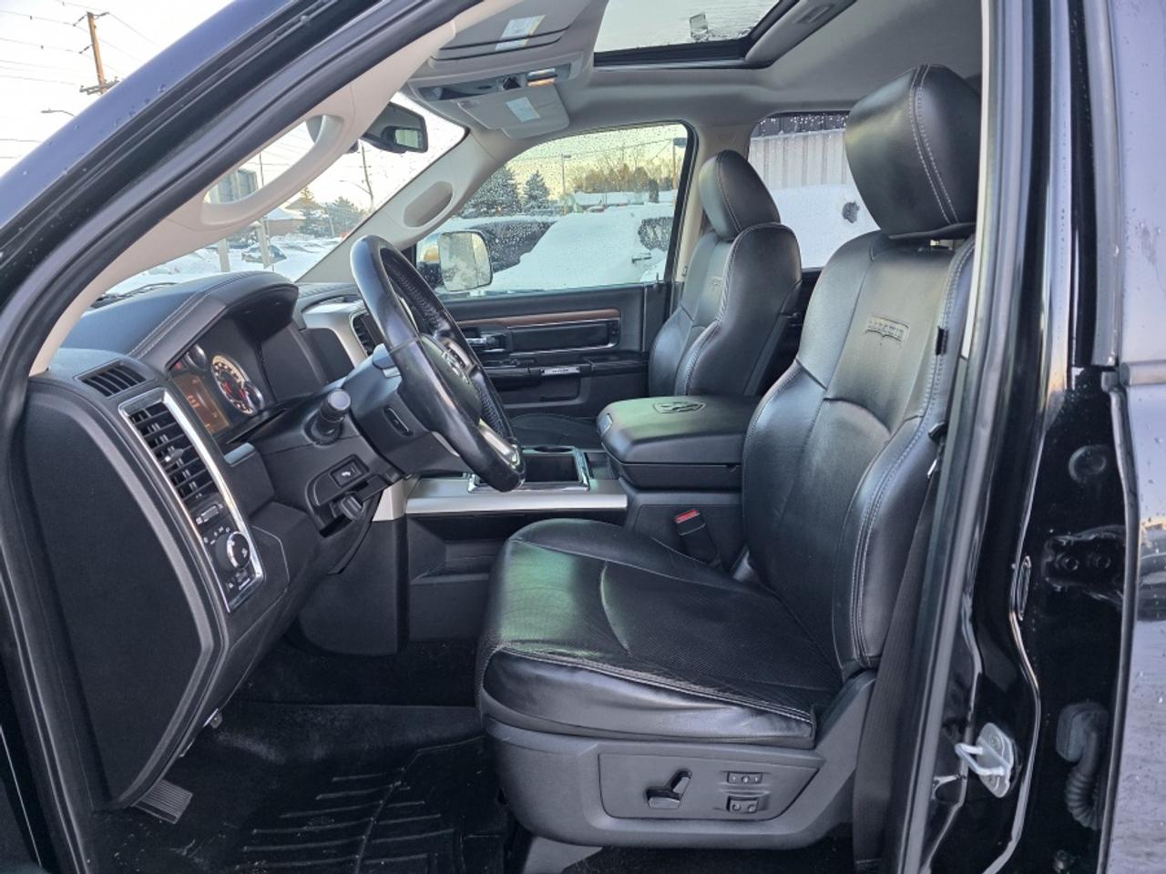 2014 RAM 1500 LARAMIE | LOADED | NAVIGATION | BACK-UP CAMERA | H Photo