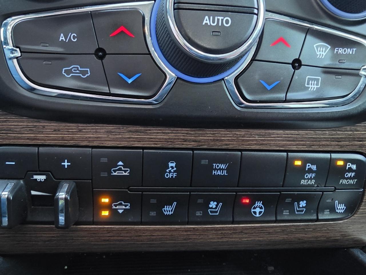 2014 RAM 1500 LARAMIE | LOADED | NAVIGATION | BACK-UP CAMERA | H Photo
