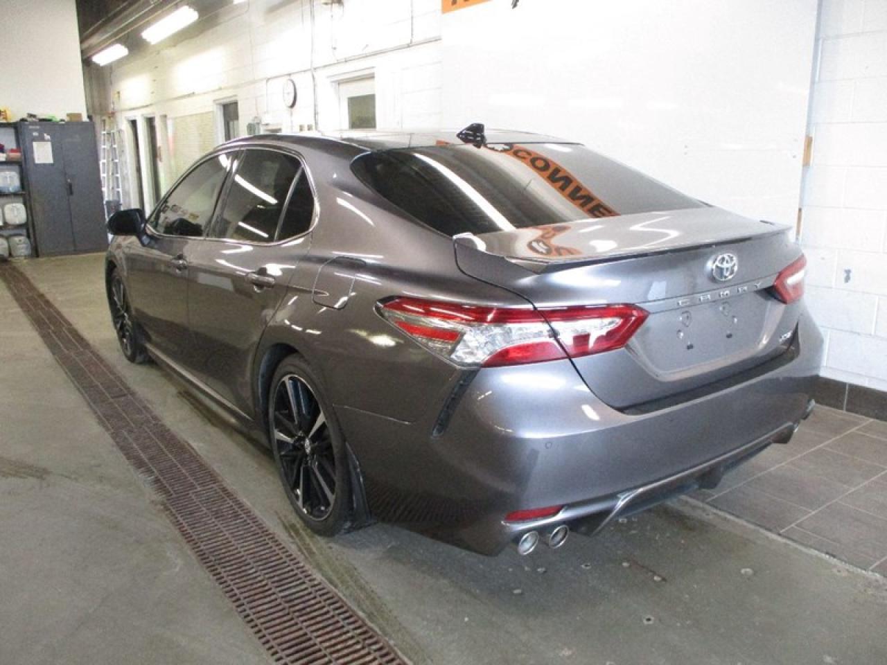 2018 Toyota Camry XSE V6 Photo