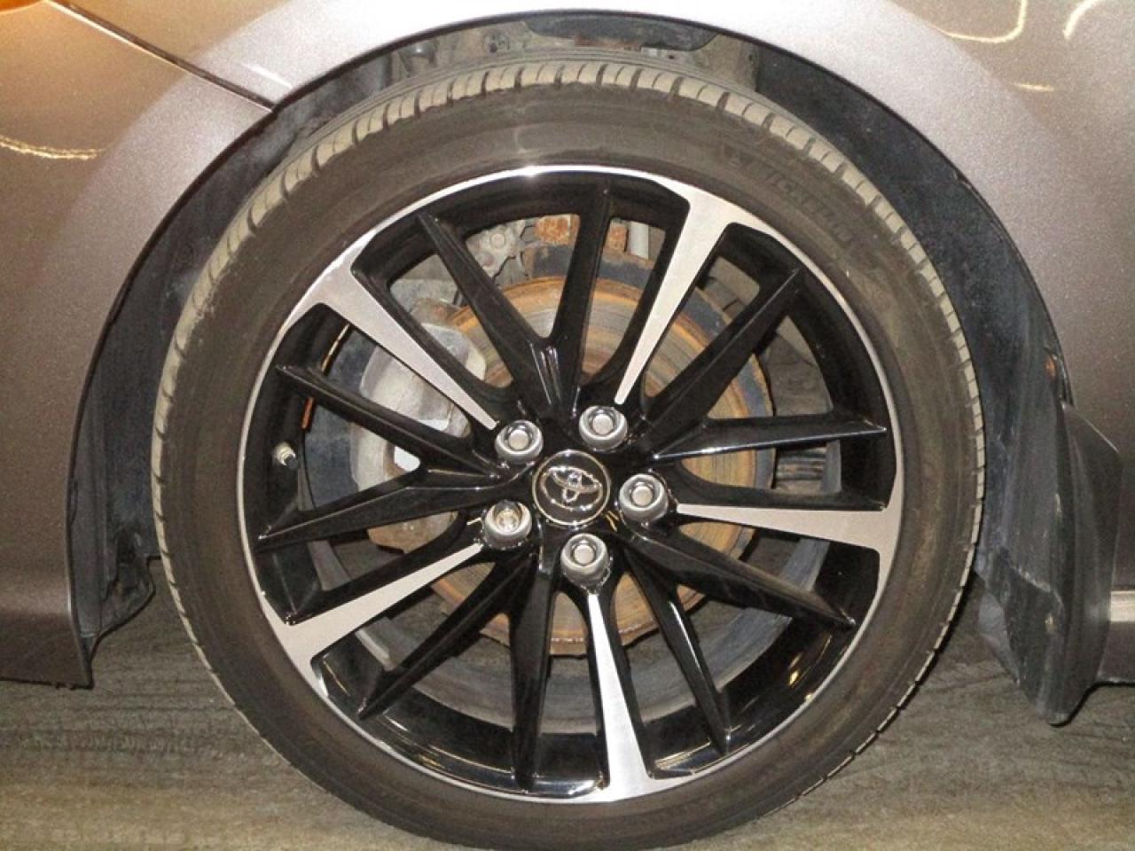 2018 Toyota Camry XSE V6 Photo