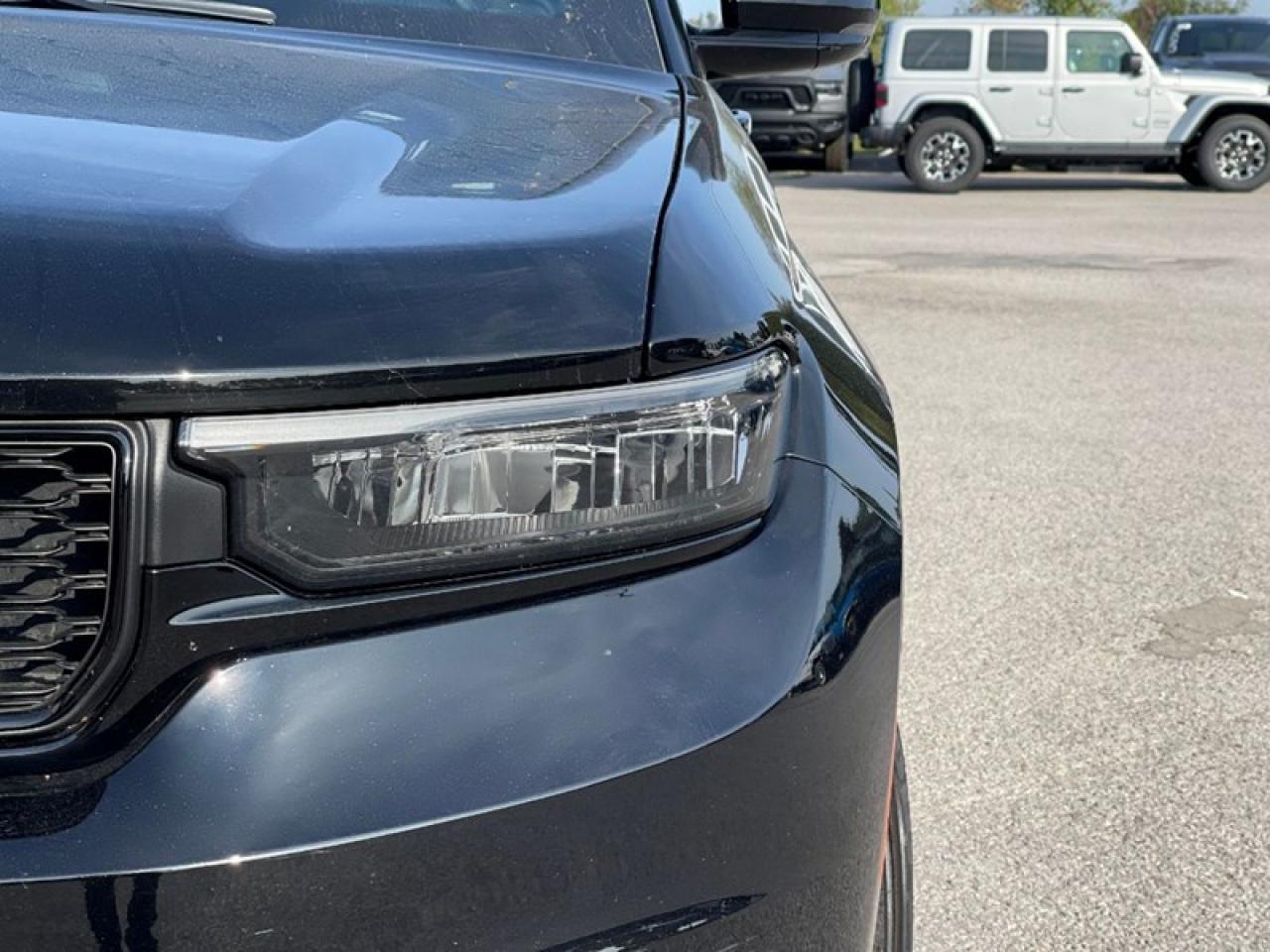 2022 Jeep Grand Cherokee L Laredo  Altitude Photo