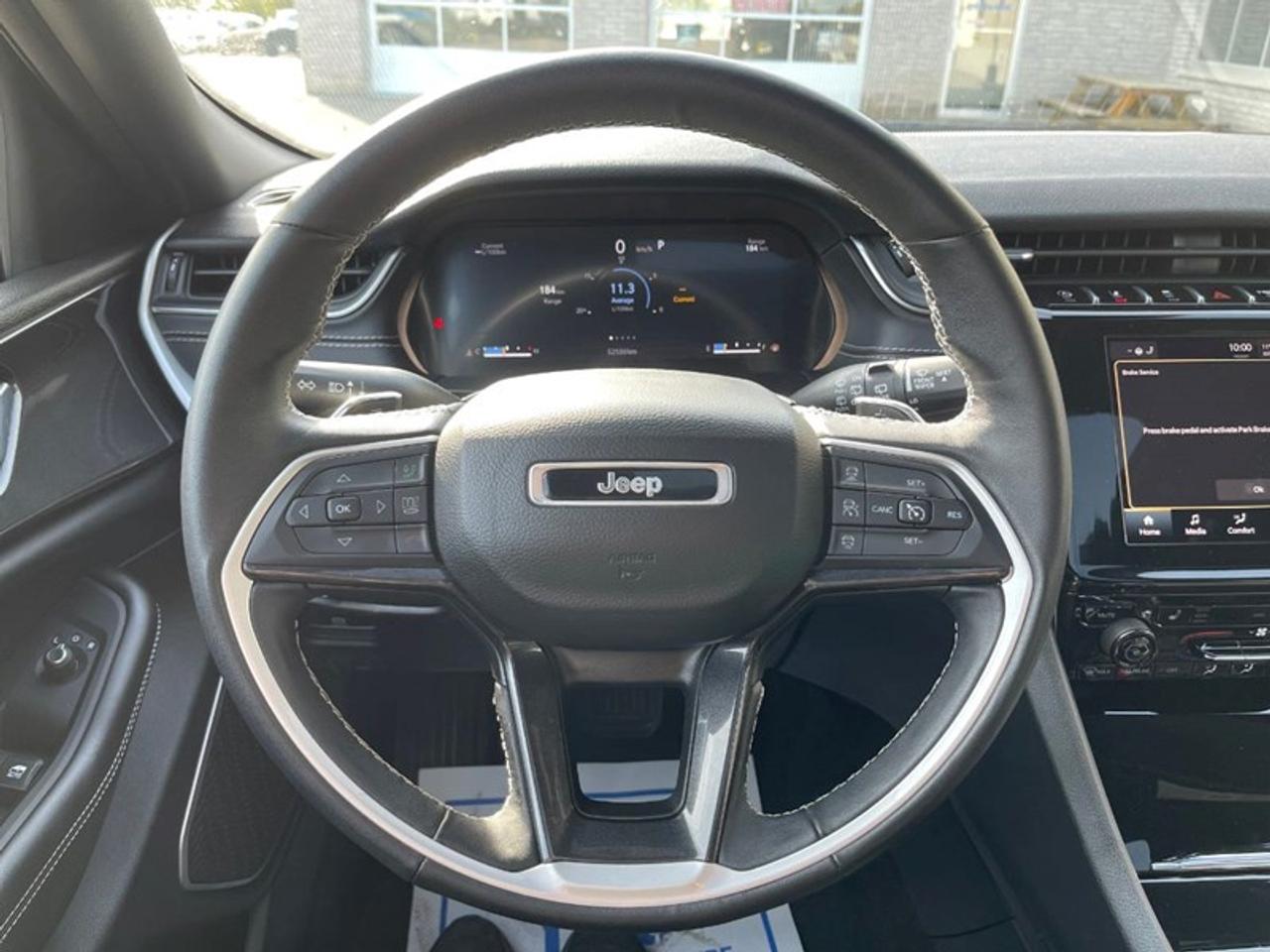 2022 Jeep Grand Cherokee L Laredo  Altitude Photo