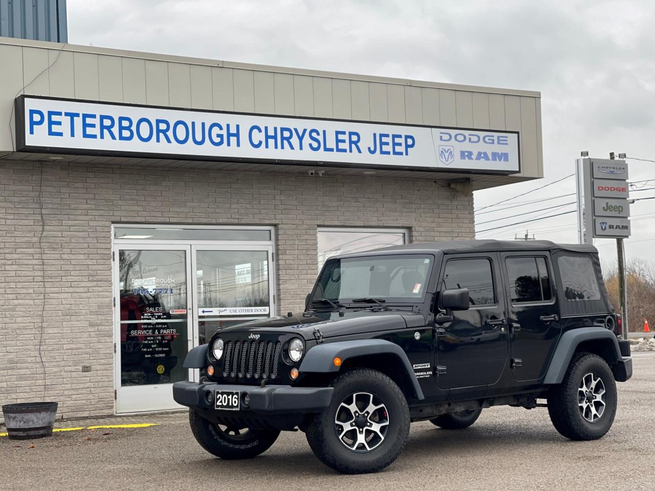 2016 Jeep Wrangler UNLIMITED SPORT Photo