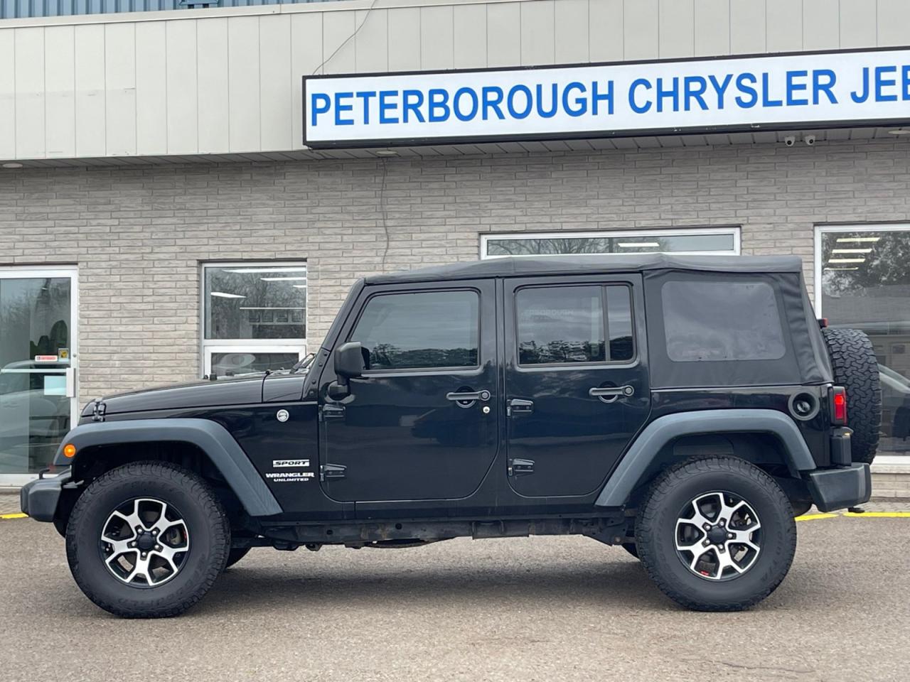 2016 Jeep Wrangler UNLIMITED SPORT Photo