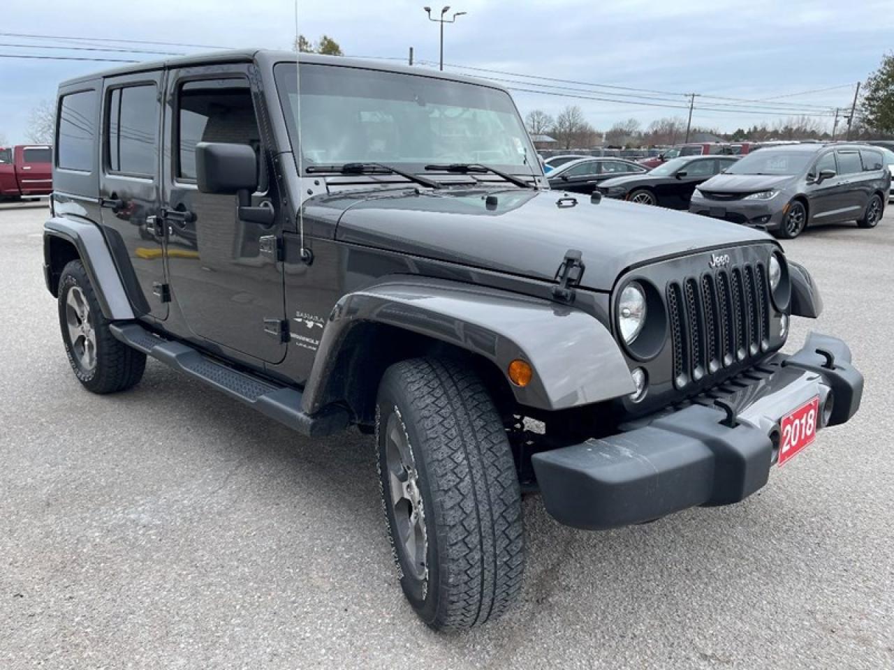 2018 Jeep Wrangler JK Unlimited Sahara Photo4
