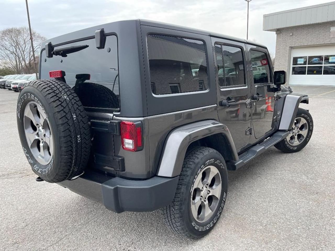 2018 Jeep Wrangler JK Unlimited Sahara Photo