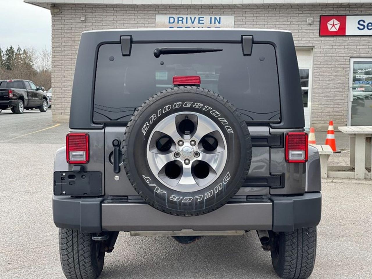 2018 Jeep Wrangler JK Unlimited Sahara Photo
