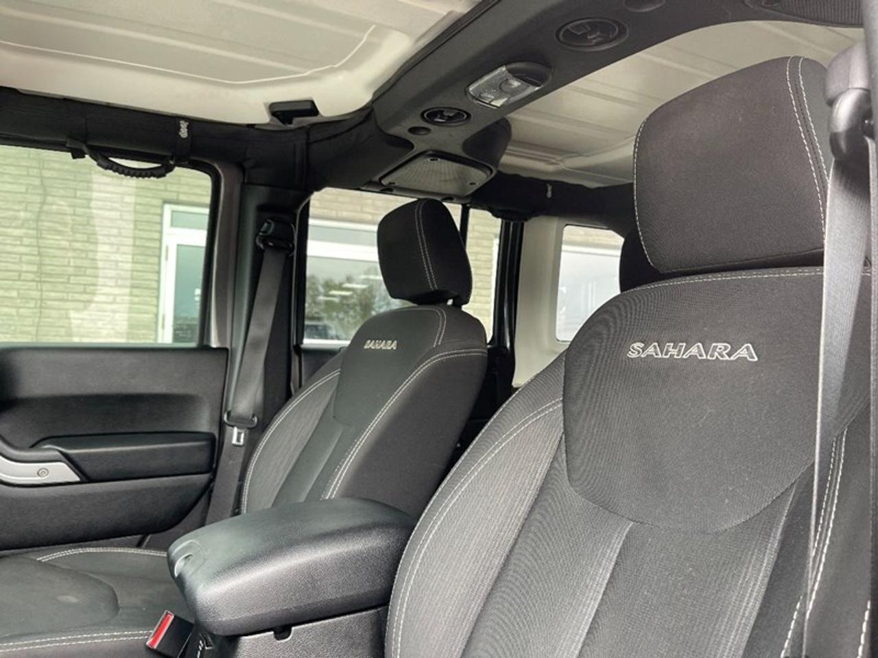 2018 Jeep Wrangler JK Unlimited Sahara Photo