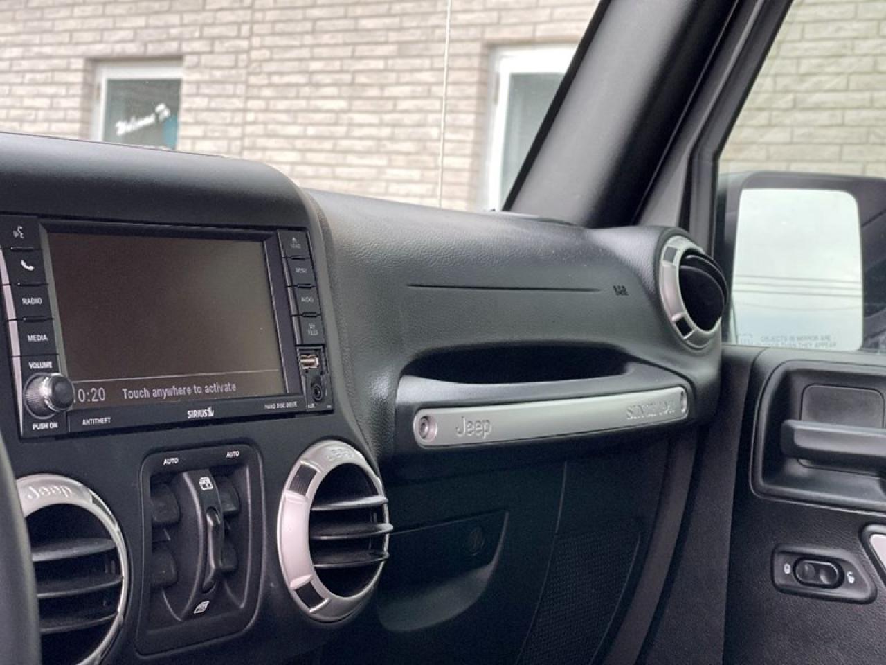 2018 Jeep Wrangler JK Unlimited Sahara Photo