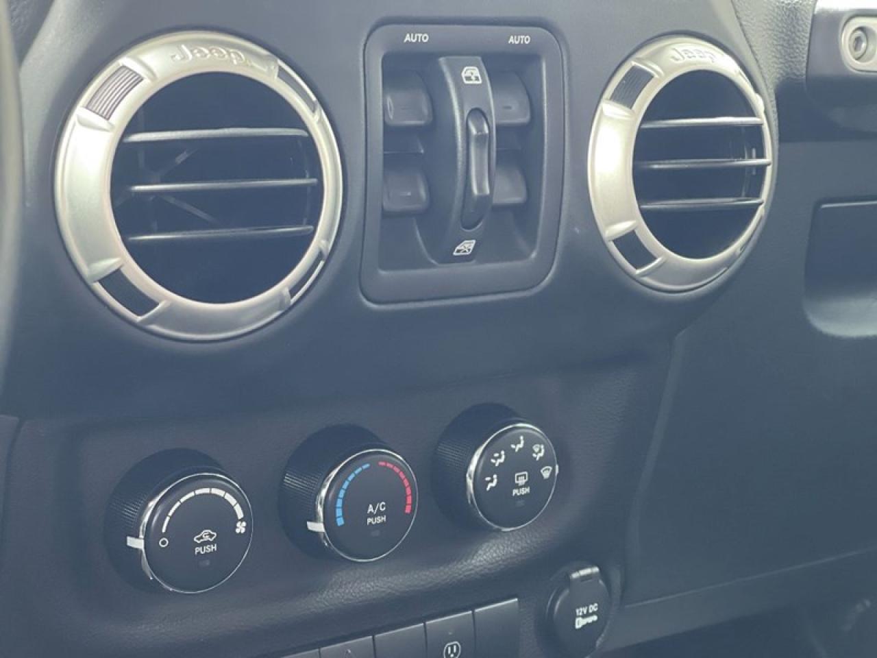 2018 Jeep Wrangler JK Unlimited Sahara Photo