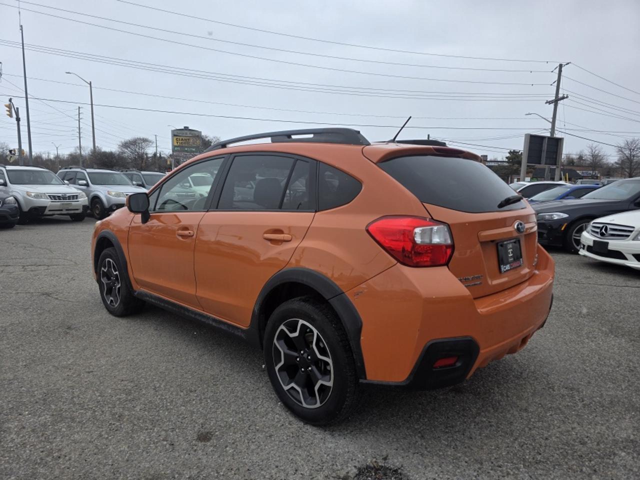 2013 Subaru XV Crosstrek 2.0i Premium Photo