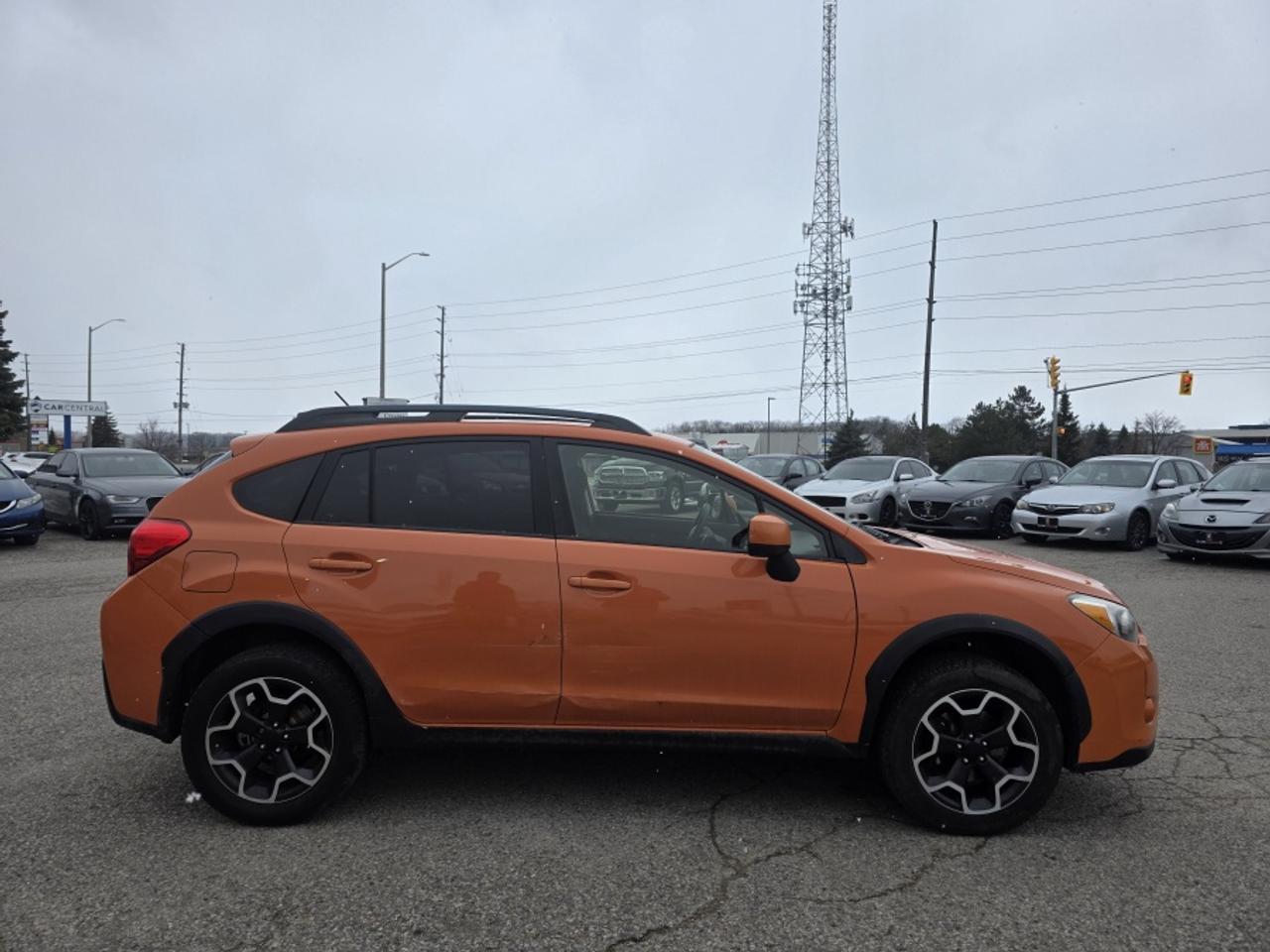 2013 Subaru XV Crosstrek 2.0i Premium Photo