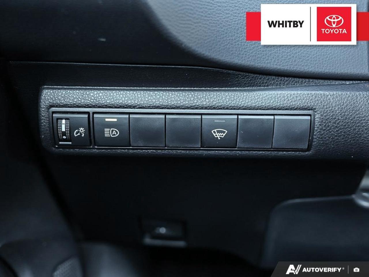 2023 Toyota Corolla Hatchback SE 2.0L Photo