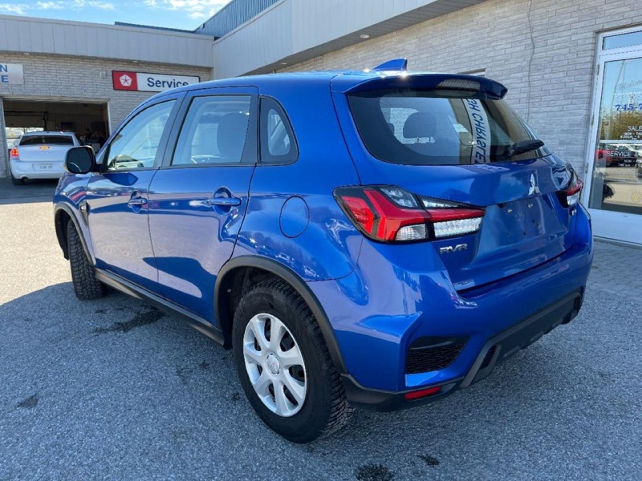 2021 Mitsubishi RVR SE AWC Photo