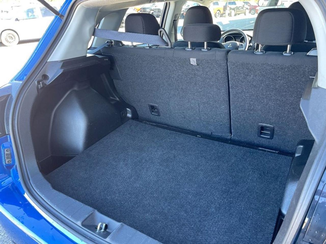 2021 Mitsubishi RVR SE AWC Photo