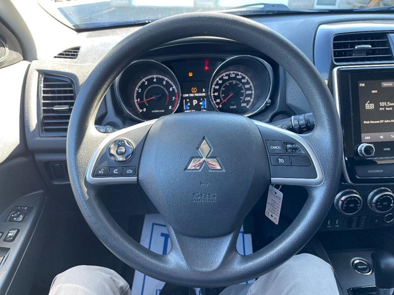 2021 Mitsubishi RVR SE AWC Photo
