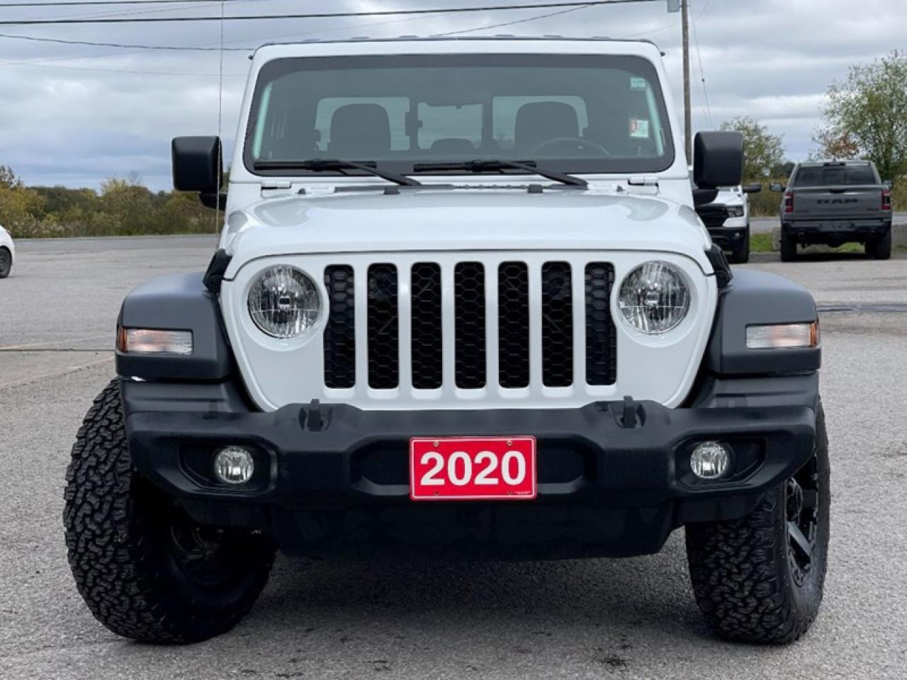 2020 Jeep Gladiator SPORT Photo