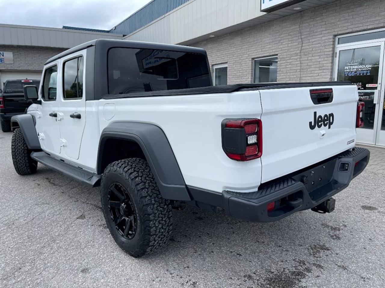 2020 Jeep Gladiator SPORT Photo
