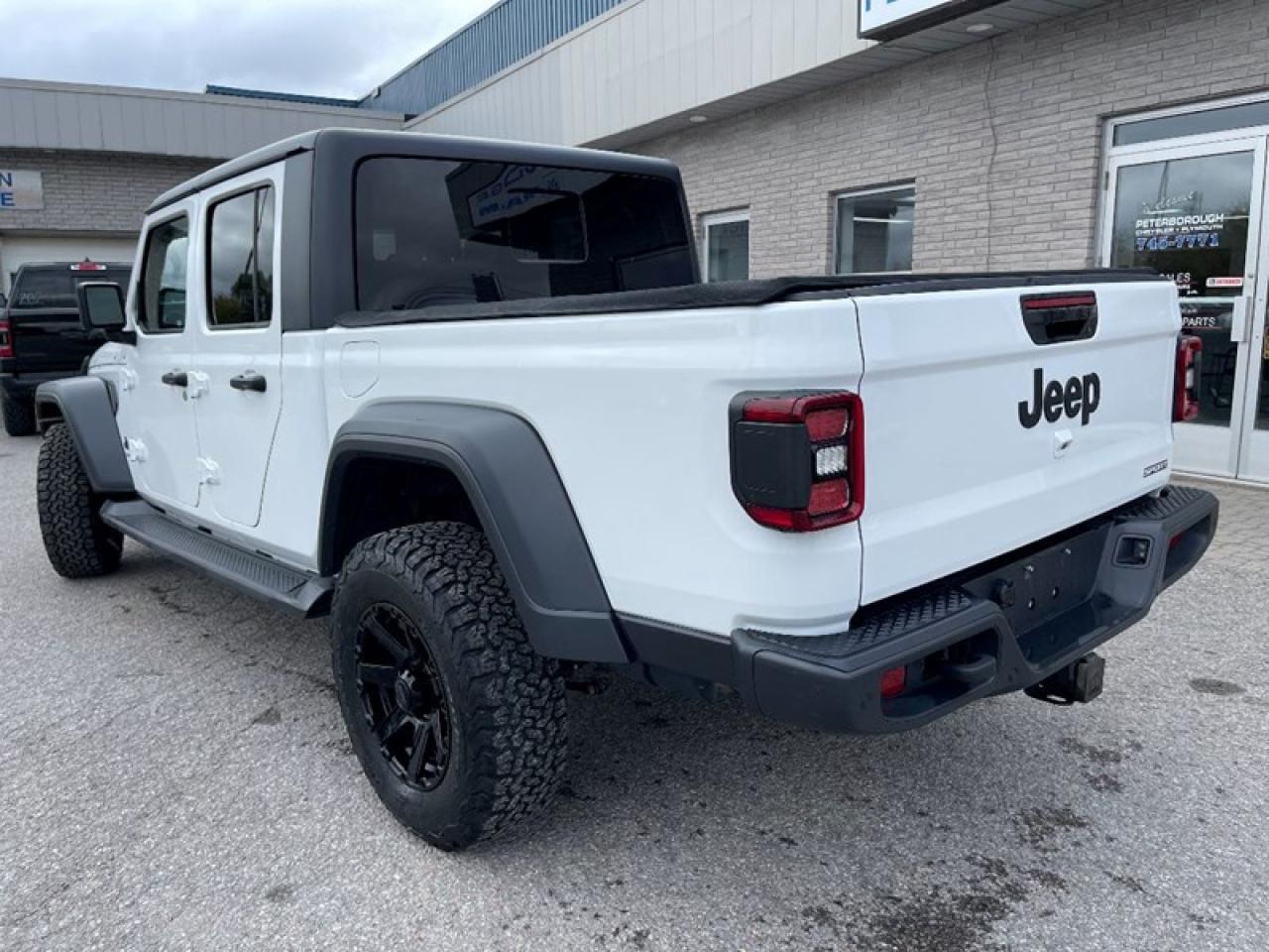 2020 Jeep Gladiator SPORT Photo