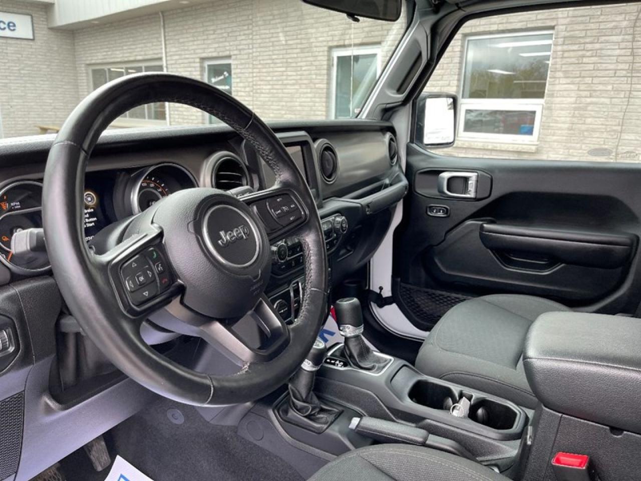 2020 Jeep Gladiator SPORT Photo