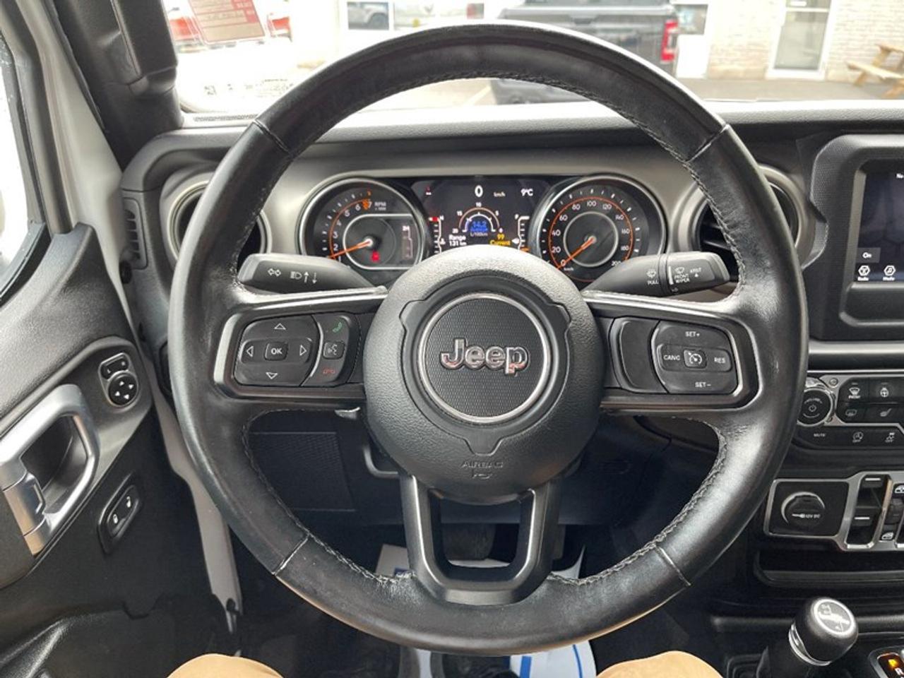 2020 Jeep Gladiator SPORT Photo