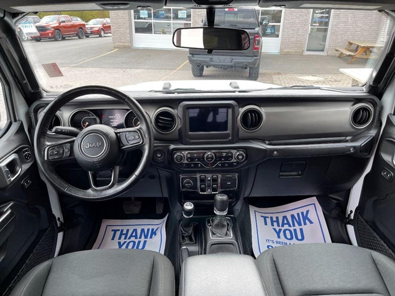 2020 Jeep Gladiator SPORT Photo