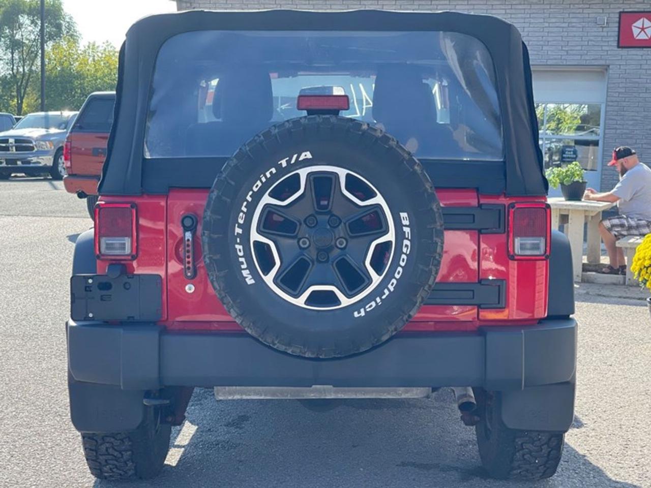2015 Jeep Wrangler SPORT Photo