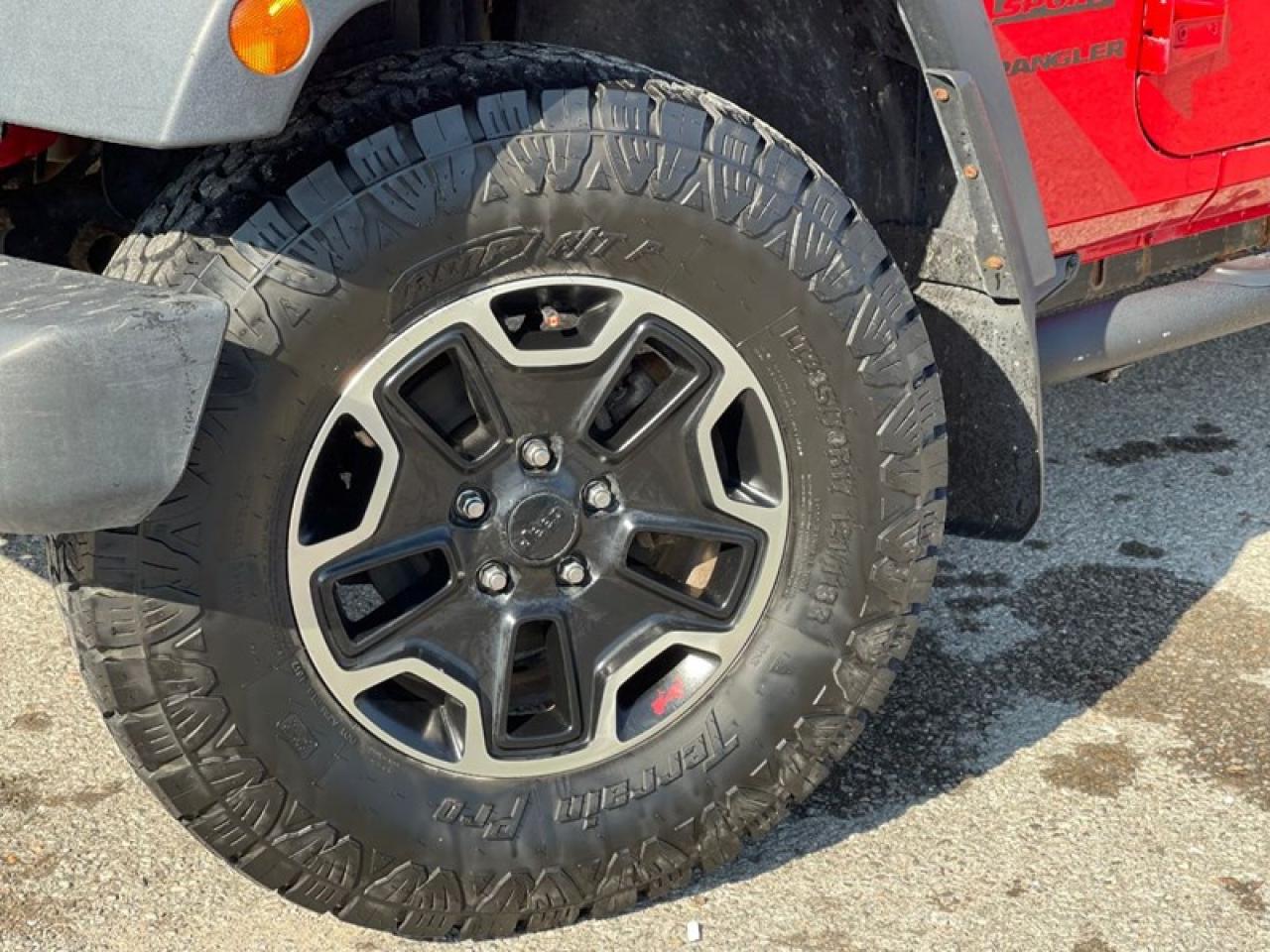 2015 Jeep Wrangler SPORT Photo