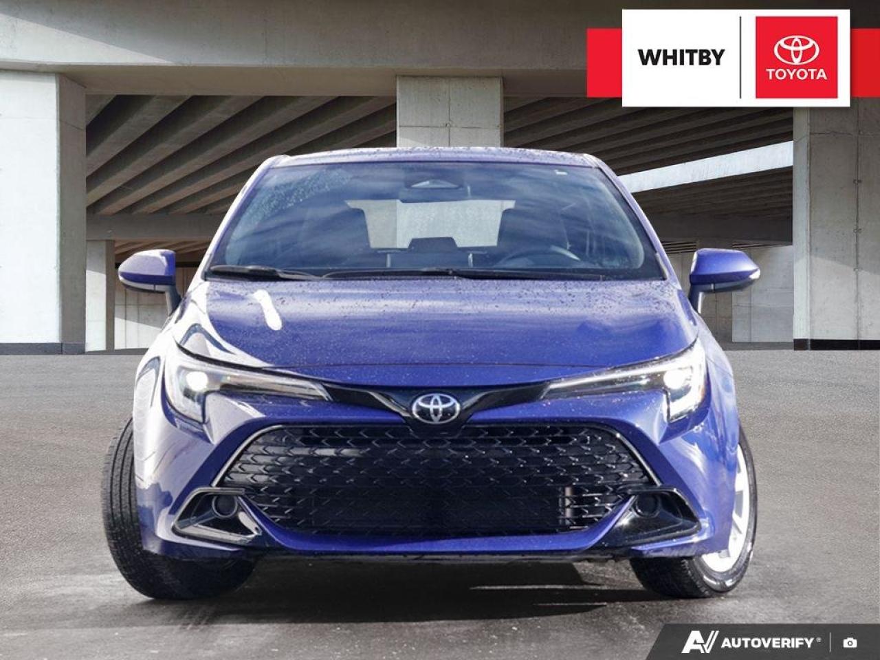 2023 Toyota Corolla Hatchback SE 2.0L Photo3