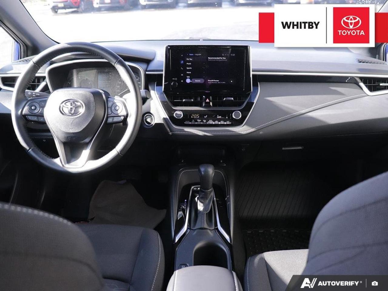 2023 Toyota Corolla Hatchback SE 2.0L Photo