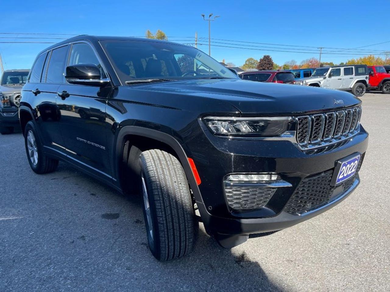 2022 Jeep Grand Cherokee LIMITED 4X4 Photo