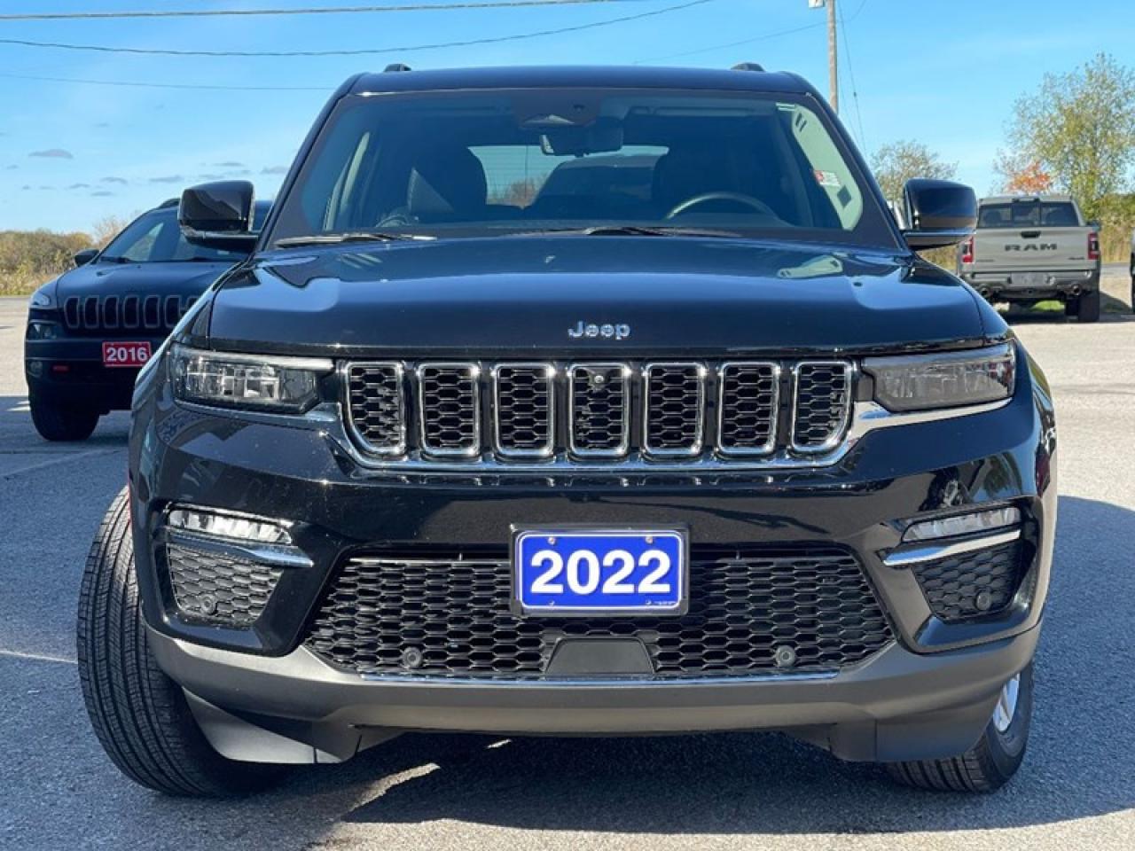 2022 Jeep Grand Cherokee LIMITED 4X4 Photo