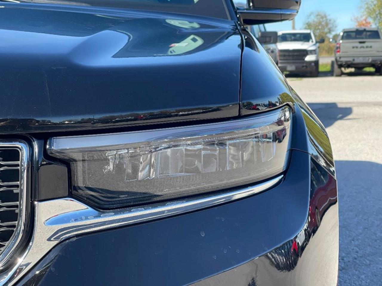 2022 Jeep Grand Cherokee LIMITED 4X4 Photo3