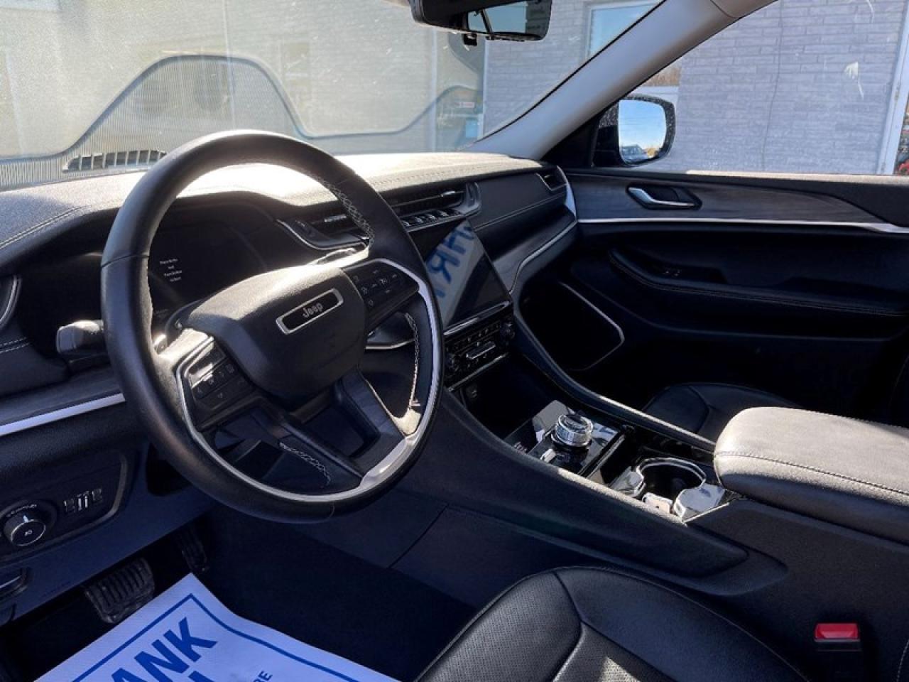 2022 Jeep Grand Cherokee LIMITED 4X4 Photo