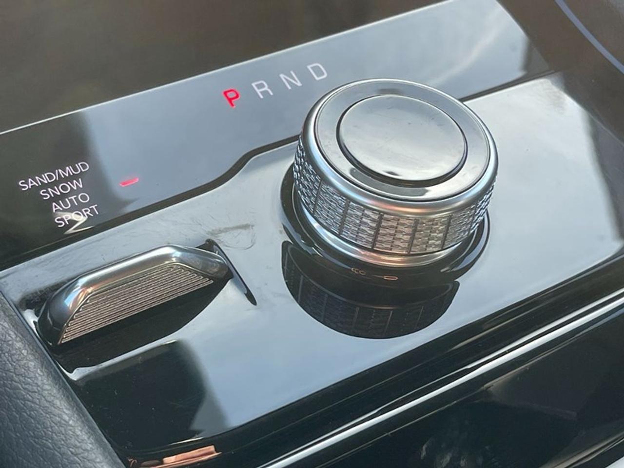 2022 Jeep Grand Cherokee LIMITED 4X4 Photo