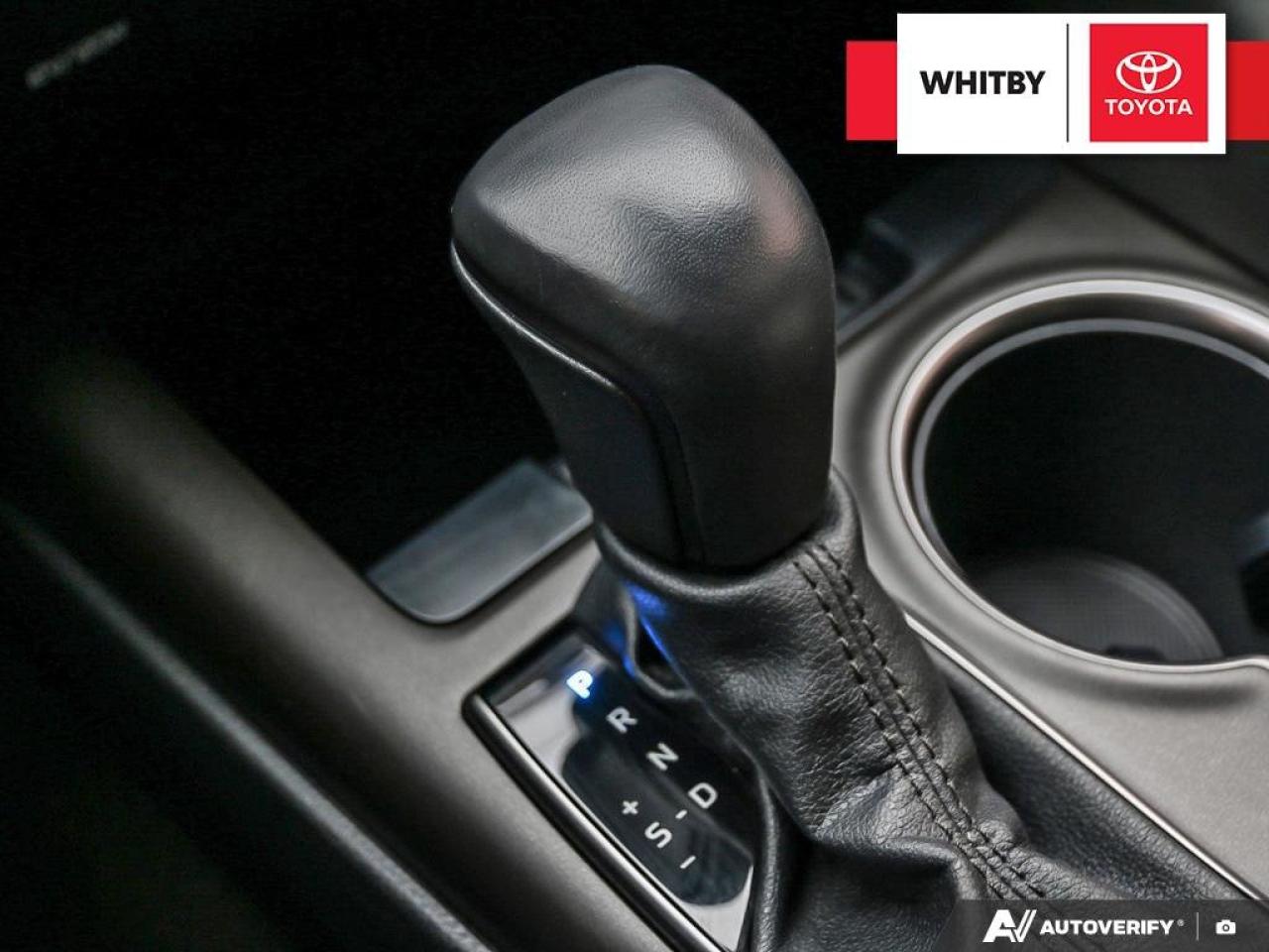 2022 Toyota Camry SE 2.5L Photo