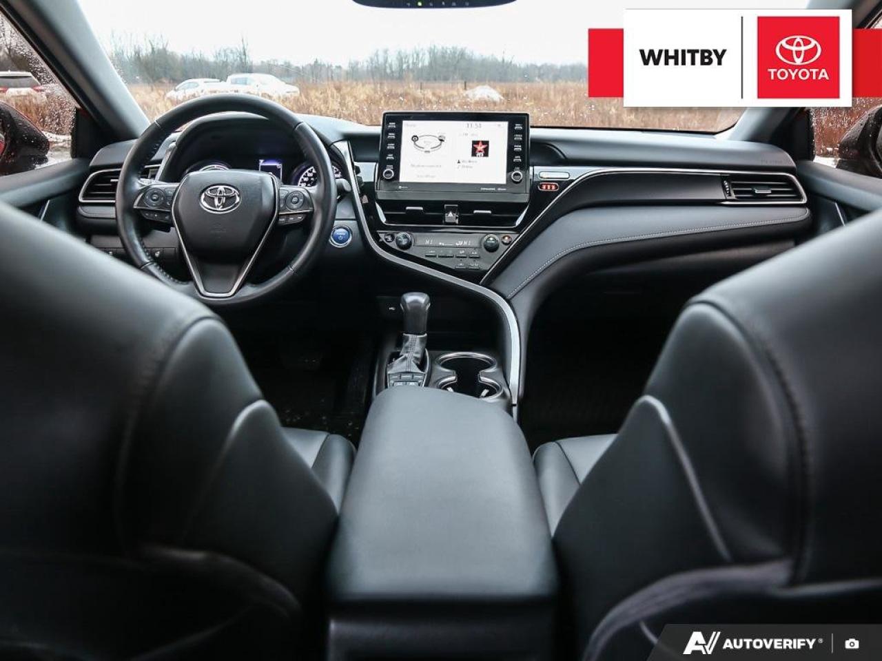 2022 Toyota Camry SE 2.5L Photo