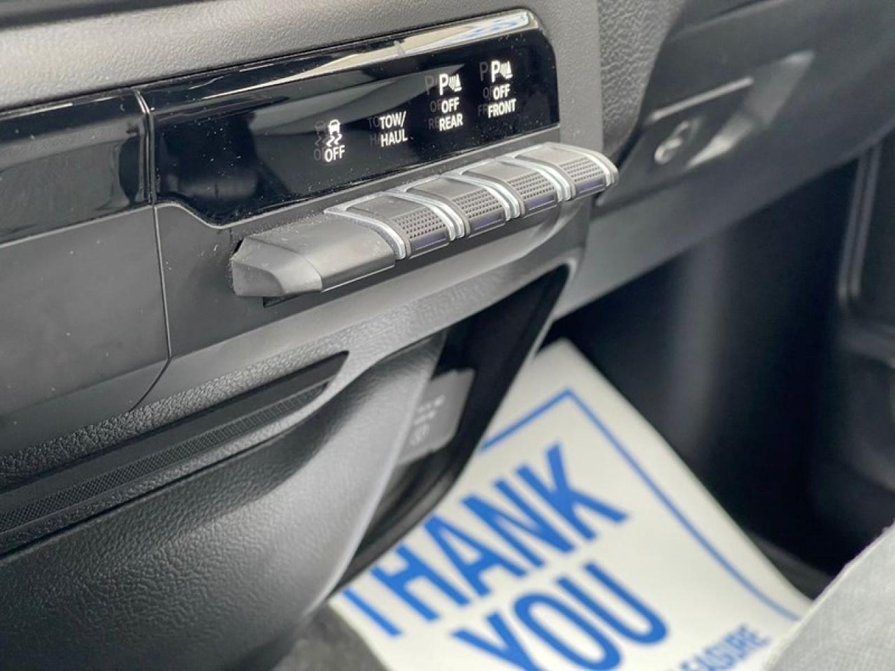 2022 RAM 1500 Big Horn Crew Cab Photo