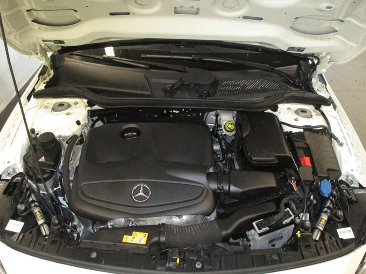 2017 Mercedes-Benz GLA-Class  Photo