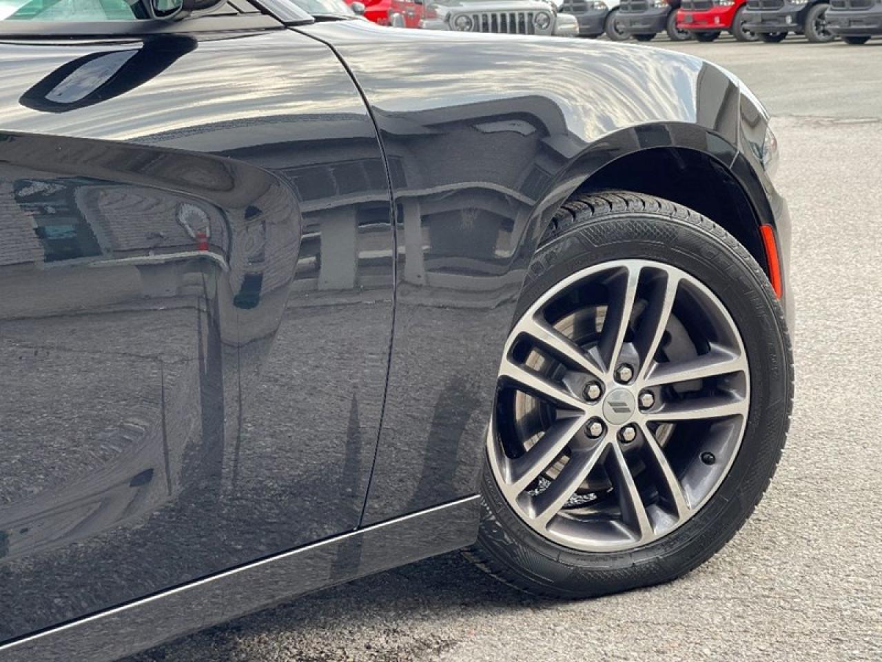 2019 Dodge Charger SXT AWD Photo