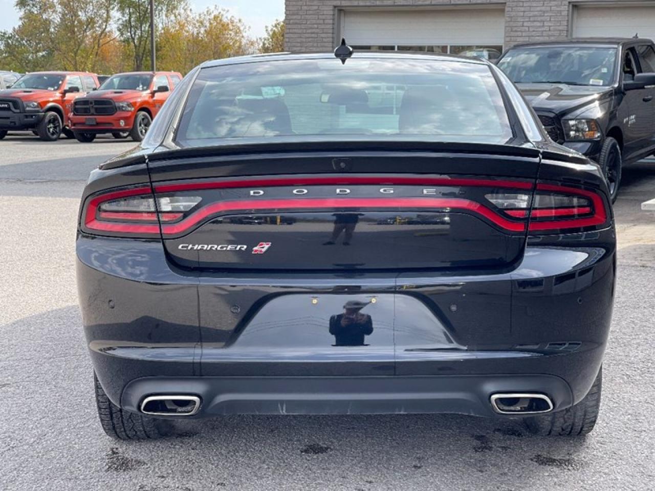 2019 Dodge Charger SXT AWD Photo