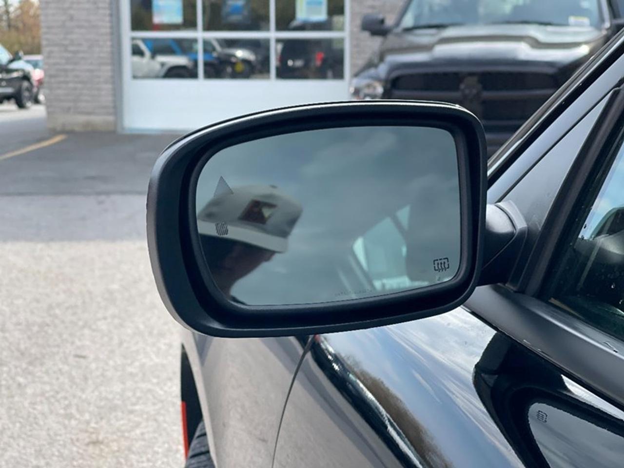 2019 Dodge Charger SXT AWD Photo