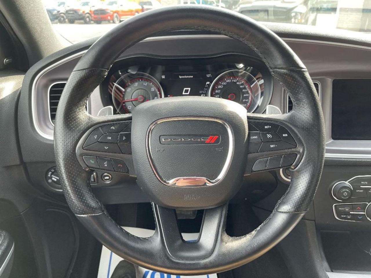 2019 Dodge Charger SXT AWD Photo