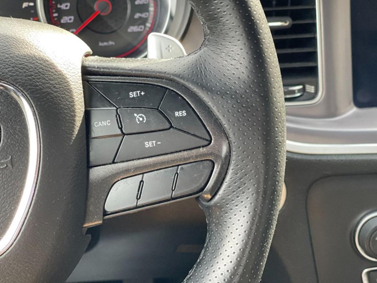 2019 Dodge Charger SXT AWD Photo