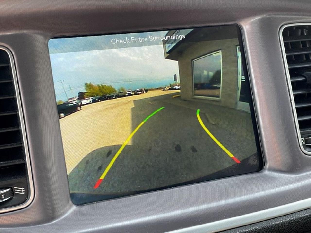 2019 Dodge Charger SXT AWD Photo