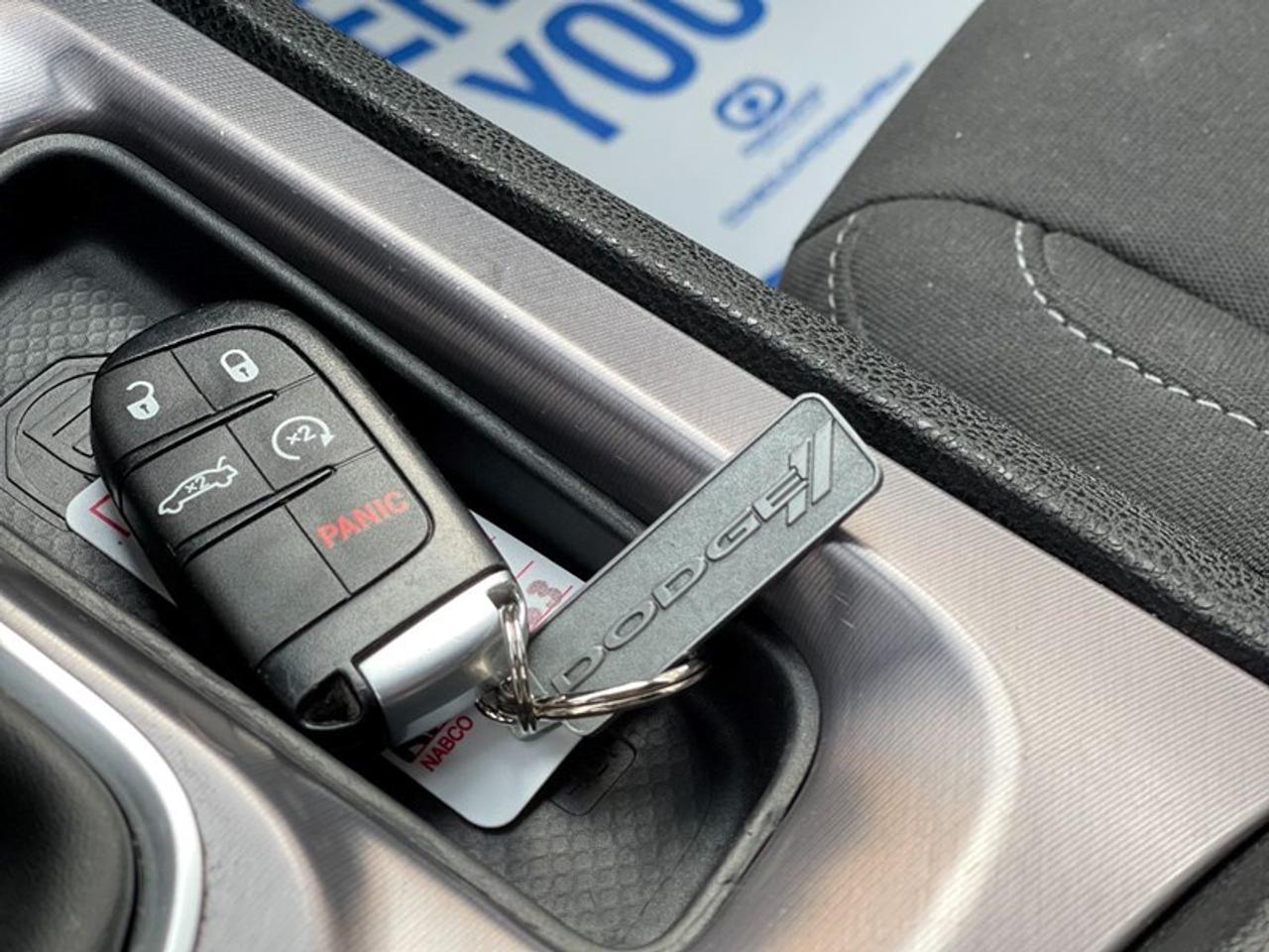 2019 Dodge Charger SXT AWD Photo