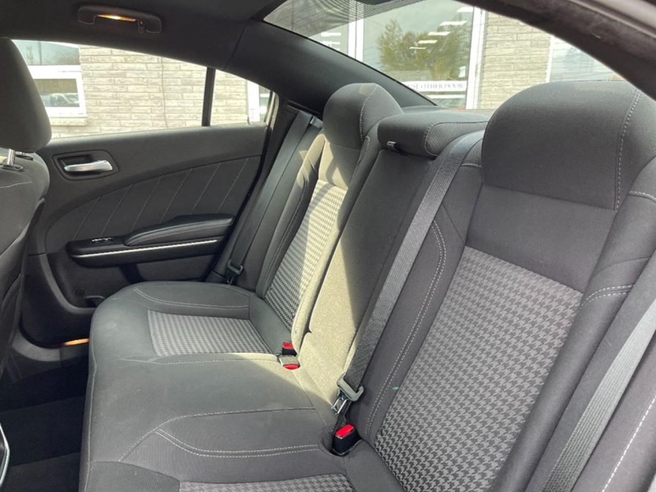 2019 Dodge Charger SXT AWD Photo