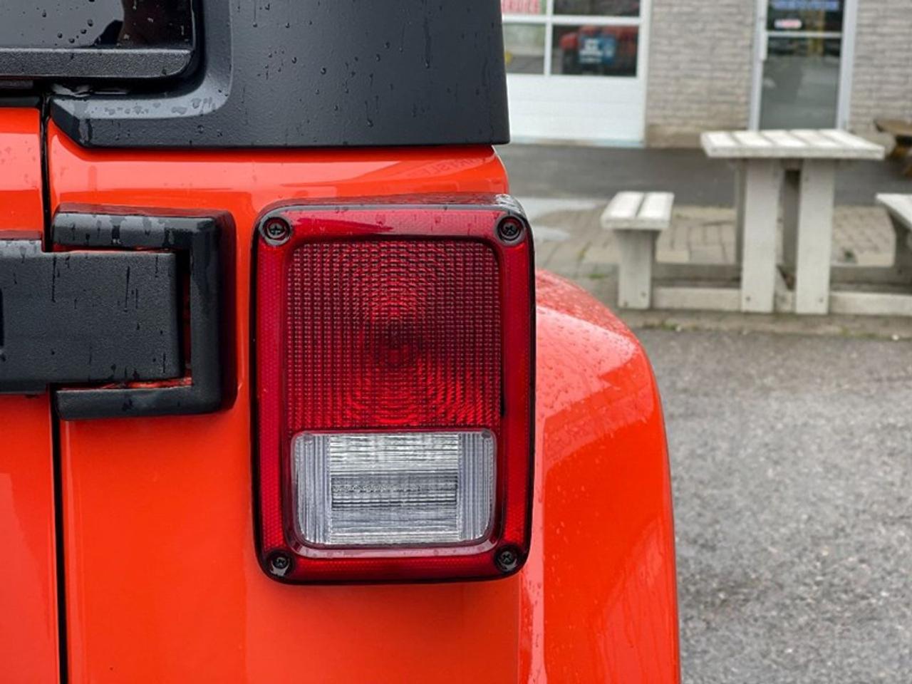 2015 Jeep Wrangler Unlimited Sahara Photo