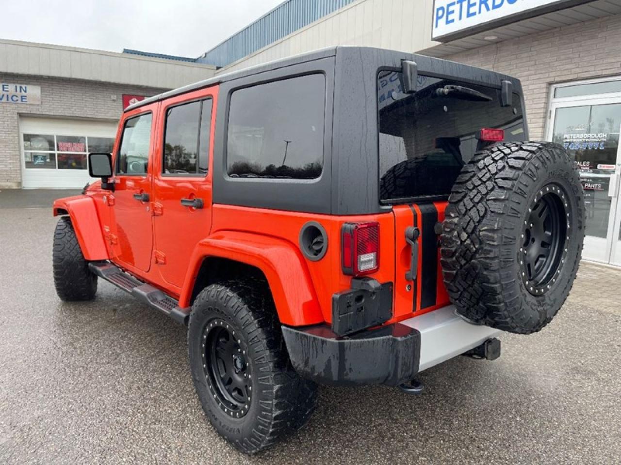 2015 Jeep Wrangler Unlimited Sahara Photo