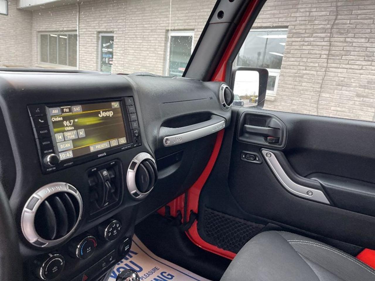 2015 Jeep Wrangler Unlimited Sahara Photo